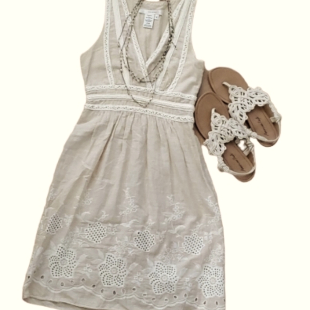 Studio M Womans Beige Crochet Boho Sleeveless Dress Size 2